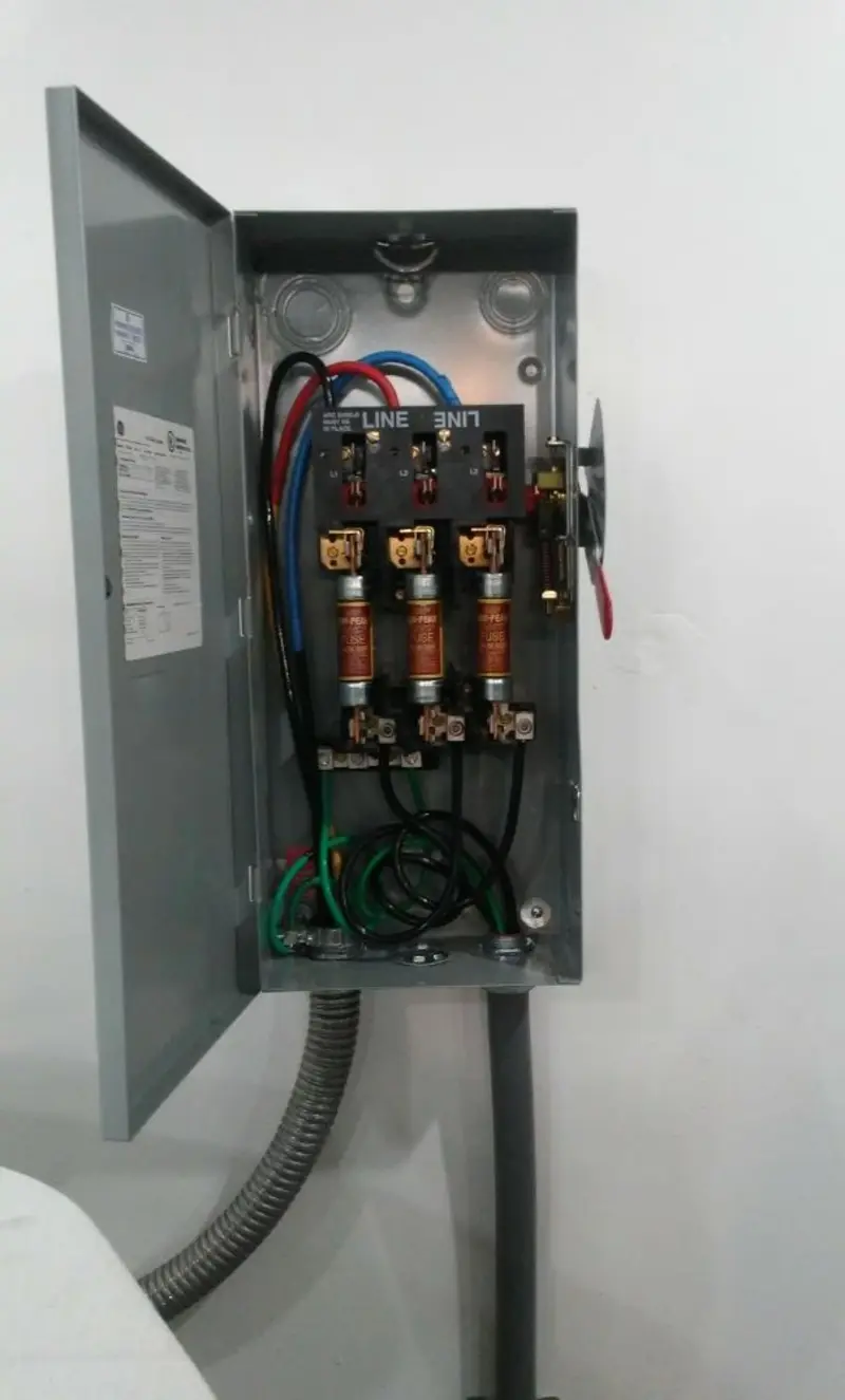 Three-phase disconnect switch installed for Smoke Detector Installation in Isla Vista